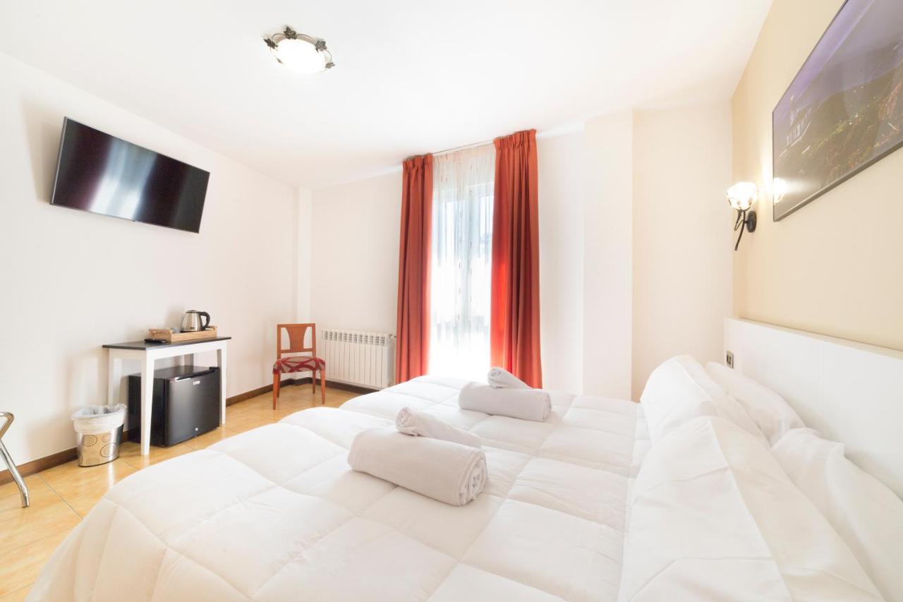 Stellae Luscofusco Otel Santiago de Compostela Dış mekan fotoğraf